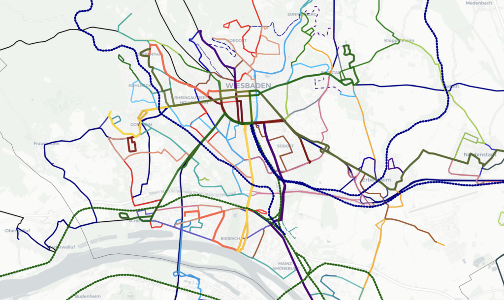 Screenshot des Nahverkehrsplans bei Openstreetmap kartiert